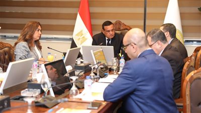 توجيهات مهمة من وزير التنمية المحلية بشأن أسعار السلع والاستعداد لموسم الأمطار في دمياط
