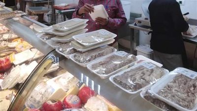 ضبط 81 مخالفة متنوعة خلال حملات على مخابز وأسواق المنيا