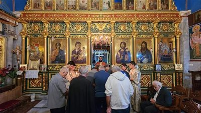 مطران القدس: رعب بين المواطنين داخل الكنائس بسبب صواريخ العدوان على غزة