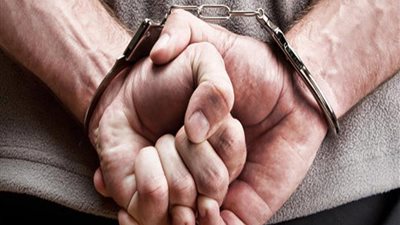 ضبط المتهم بالكسب غير المشروع من شركة للتجارة والتوريدات