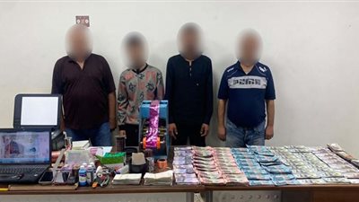 القبض على تشكيل عصابي تخصص في تقليد العملات وترويجها