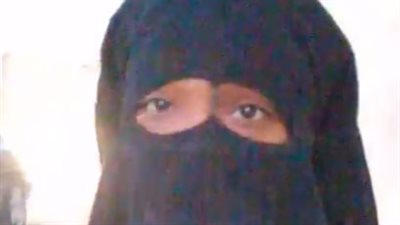 سيدة مشردة على الطريق الدائري تستغيث: صاحب البيت طردنا ونفسي في مكان يسترني أنا وعيالي | بث مباشر