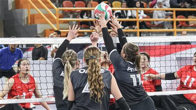 سيدات الصين يتوجن بلقب كأس العالم لكرة الطائرة البارالمبية أمام كندا