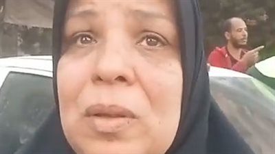 محاكمة المتهمين بإنهاء حياة شاب بالفيوم.. وأسرته: غدروا بيه عشان 5 جنيه | بث مباشر