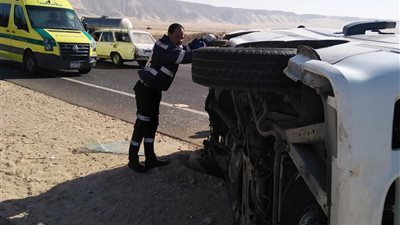 ننشر أسماء 11 مصابا في حادث تصادم سيارتين بـ قنا