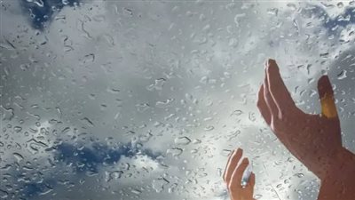 دعاء الرياح والمطر والعاصفة الترابية.. اللهم إني أعوذ بك من شرها وشر ما فيها