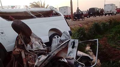 مصرع شاب وإصابة آخرين في تصادم ملاكي وميكروباص بالمنيا