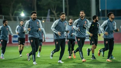 فحص طبي لثنائي الأهلي اليوم لتحديد موقفهما من مباراة ميدياما