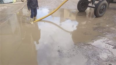 لليوم الثالث على التوالي.. استمرار كسح مياه الأمطار وأعمال النظافة في قرى محافظة البحيرة
