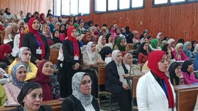 حياة كريمة تنظم ندوة تعريفية لنشر ثقافة التطوع بين طلاب جامعة سوهاج