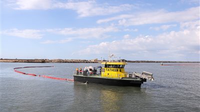ميناء دمياط يجري المراجعة الدورية لشهادات الجودة 