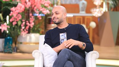 أحمد مراد يكشف كواليس رواية أبو الهول في برنامج معكم | صور