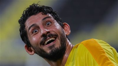 بعد عودته من الإصابة.. اتحاد جدة يسجل أحمد حجازي في كشوفات الدوري السعودي