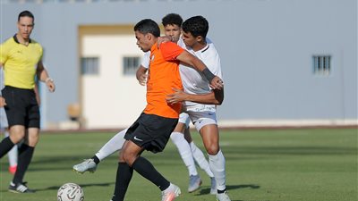 كريم بامبو يقود هجوم البنك الأهلي أمام المصري في كأس الرابطة