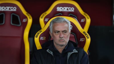 رسميا.. روما يعلن رحيل مورينيو من تدريب الفريق