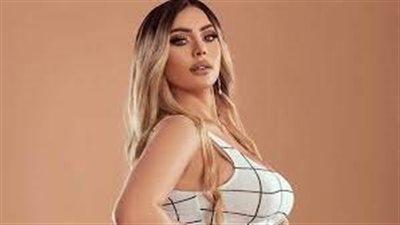 بتهمة نشر الفسق والفجور.. تجديد حبس الراقصة حورية 15 يومًا | بث مباشر