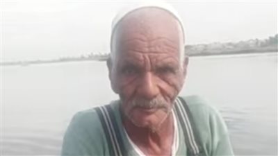 73 سنة كفاح.. الحاج عطا أكبر صياد ببني سويف: بغطس وبعدي النيل أحسن من أي شاب| فيديو 