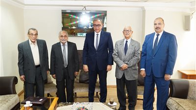 التخطيط القومي يعقد أولى حلقات سمينار الثلاثاء حول المخاطر العالمية والإقليمية وانعكاساتها على التنمية