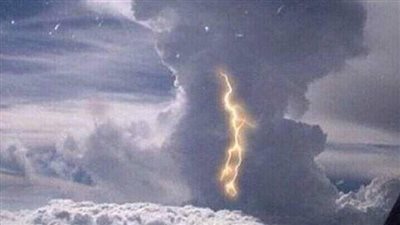 ما هو الرعد والبرق في القرآن؟.. علاقتهما بالصواعق وكيف فسرهما أهل العلم