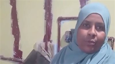 قصة كفاح أم عبدالله│ تعيل والدتها وابنيها.. وتستغيث: جوزي سابني لمرض أمي ونفسنا نسقف بيتنا| بث مباشر