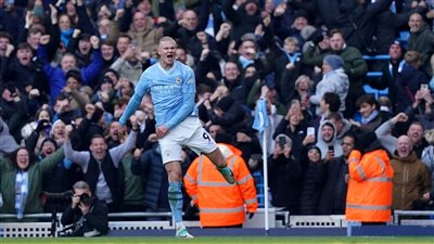 قبل كأس العالم بأيام.. مانشستر سيتي يفقد هالاند أمام لوتون بالدوري الإنجليزي