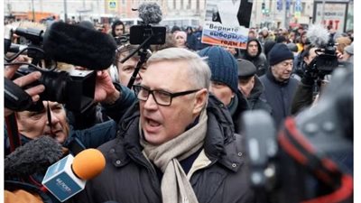 بعد انتقاده الكرملين.. روسيا: رئيس الوزراء السابق عميل أجنبي