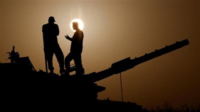 خلاف يهدد الهدنة المؤقتة في غزة بين حماس والاحتلال.. والأسرى والشاحنات سر الأزمة