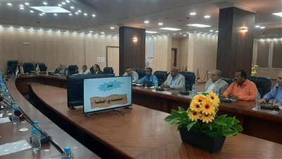 مجلس شؤون التعليم والطلاب بأسوان يناقش استعدادات الكليات لامتحانات الفصل الدراسي الأول