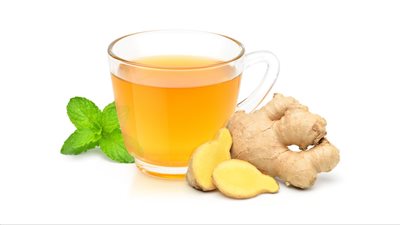 أبرازها شاي الجنزبيل بالنعناع.. مشروبات شتوية تحسن الشعور بالدفء