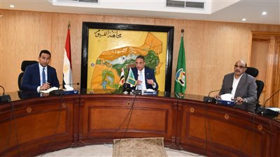 محافظ الفيوم يتابع مع المسئولين الاستعدادات النهائية لإجراء الانتخابات الرئاسية