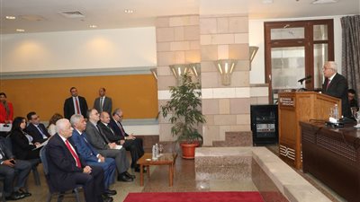 بحضور طارق شوقي.. وزير التعليم: 70% من أطفال الدول الفقيرة لا يجيدون قراءة نص بسيط