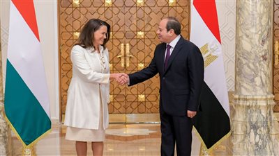 الرئاسة: السيسي ورئيسة المجر ناقشا الأزمة الروسية الأوكرانية واتفقا على أهمية التحرك الدولي