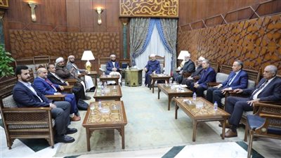 شيخ الأزهر يعلن استعداد الأزهر لافتتاح معاهد في اليمن