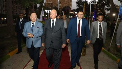 محافظ القاهرة يفتتح حديقة ابن سندر بحي الزيتون