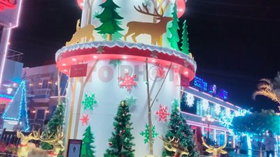 شوارع شرم الشيخ بجنوب سيناء تتجمل وتتزين استعدادًا لأعياد الميلاد والكريسماس | صور