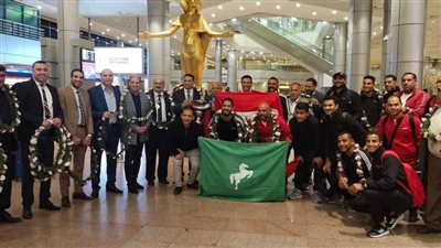 هوكي الشرقية يصل إلى الزقازيق بعد التتويج ببطولة إفريقيا للمرة 27 | صور