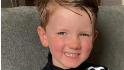 مصرع طفل بريطاني في حمام سباحة بمصر.. وعائلته تجمع تبرعات لنقل جثمانه