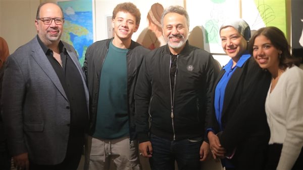 هنا العطار في معرض