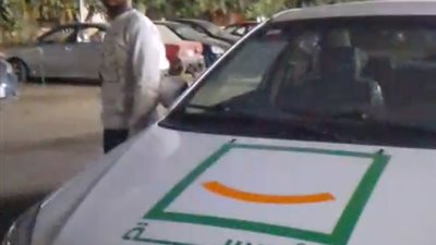 الشاب عرفة هاشم عقب تسلمه شقة وسيارة: بشكر الرئيس على هديته| بث مباشر 