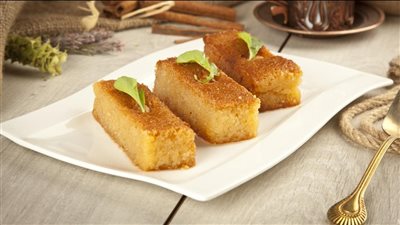 طريقة عمل الهريسة المصرية في البيت.. تعرفي على مقادير وخطوات الطريقة الدمياطي