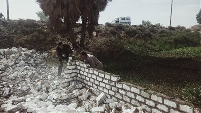 محافظ أسوان يتابع تنظيم الحملات المكبرة لإزالة التعديات على أملاك الدولة ورفع كافة الإشغالات