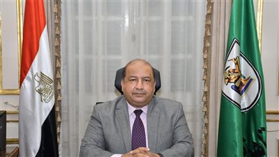 من هو الدكتور أحمد رجب نائب رئيس جامعة القاهرة لشئون التعليم والطلاب؟ 