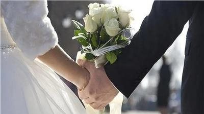 الحشيش قلب شهر العسل نكد.. القبض على عروسين بحوزتهما مخدرات بمطار القاهرة