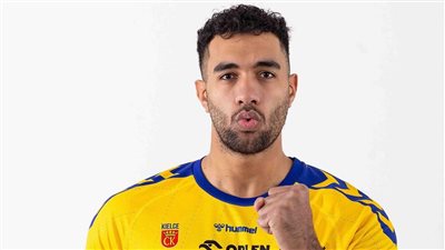 حسن قداح يظهر بقميص كيلسي البولندي للمرة الأولى | صور