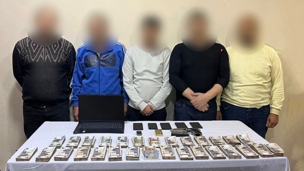 المتهمين والمضبوطات