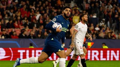 إشبيلية يودع دوري أبطال أوروبا بخسارة قاتلة من أيندهوفن