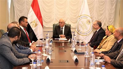 أخبار التعليم اليوم| رضا حجازي يوقع تجديد بروتوكول تعاون مع بنك الطعام المصري لتقديم وجبات صحية للطلاب