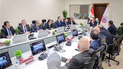 وزير الصحة يعقد اجتماعًا لمناقشة خطة التأمين الطبي للانتخابات الرئاسية ديسمبر المقبل