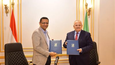 الخشت: الجامعة حريصة على أداء دورها تجاه الصحفيين