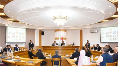 الكيلاني تجتمع مع مقرري لجان الأعلى للثقافة لمناقشة خطط المرحلة المقبلة